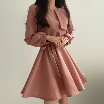 Ir 2021. Jauna Rudens Sieviešu Midi Kleitas Modes garām Piedurknēm ar Mežģīņu Augšu tīrtoņa Krāsu korejas O-veida Kakla Elegants-Line Puse Kleita Sieviete
