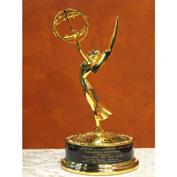 Reāli 1:1 30CM 39CM Metāla Emmy Balvu Rūpnīcas Tieši Pārdošanas Emmy balvu Piešķiršanu par Nopelniem Ziemassvētku dāvanu